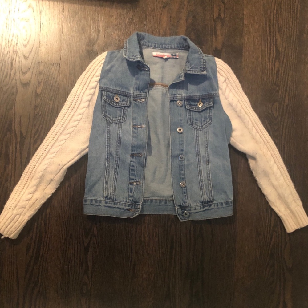 COPY - Girls jean jacket with knitted sleeves